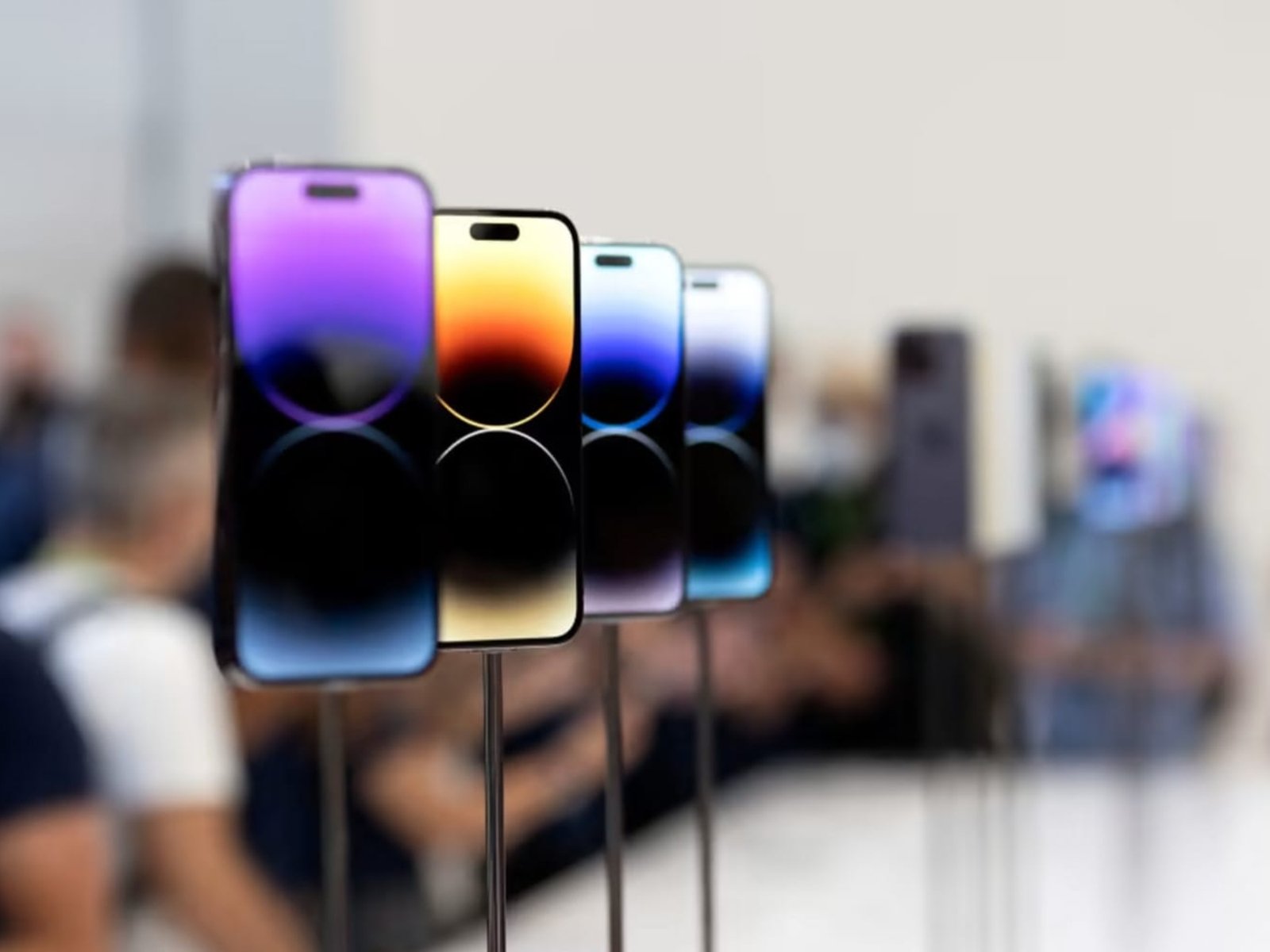 Apple AI Tools on iPhone and Mac