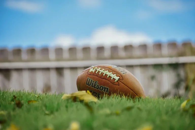 Thanksgiving football games