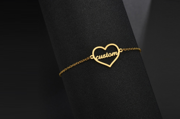 personalized heart bracelets for special occasions